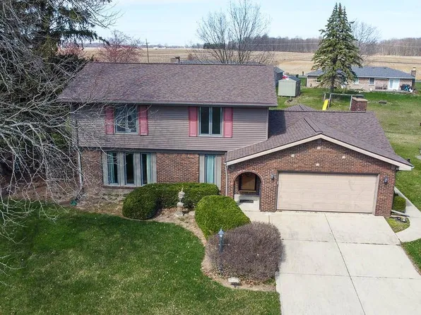 11212 Eagle Dr, Kokomo, IN 46901