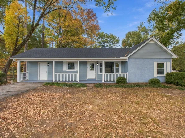 135 Old Denmark Rd, Jackson, TN 38301