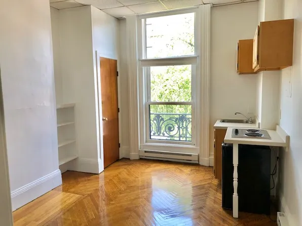 405 Beacon St, Boston, MA