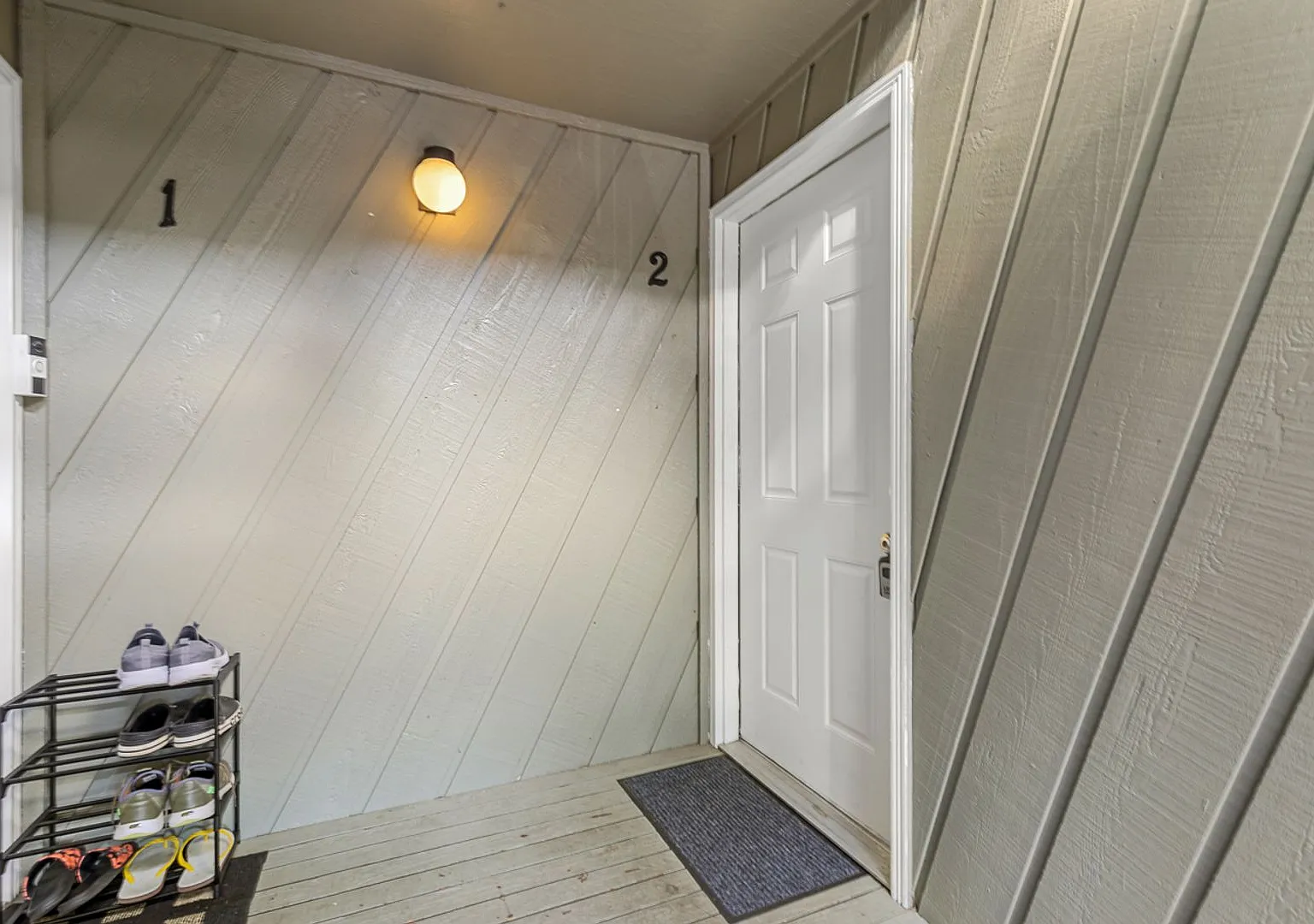 2 bedroom — Photo 2