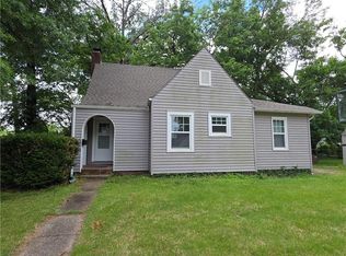 1101 SW Billard Ave, Topeka, KS 66604