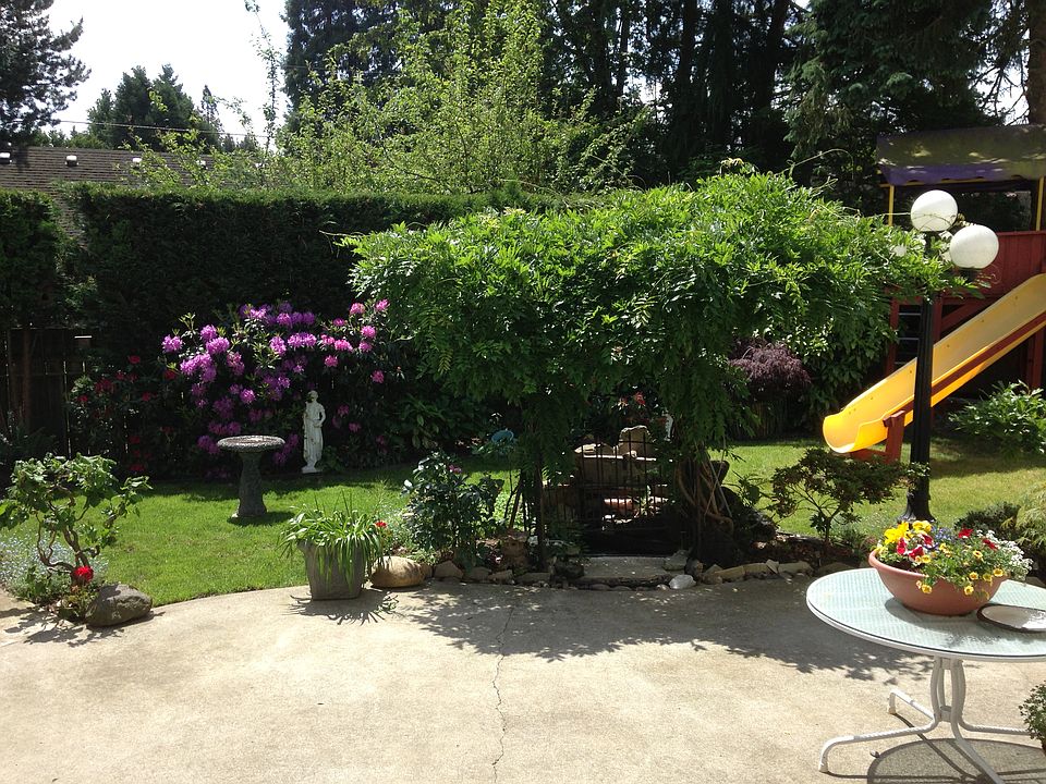 2nd image of 11670 SW 12th St