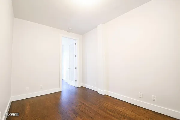 Rented by Citi Habitats | media 10