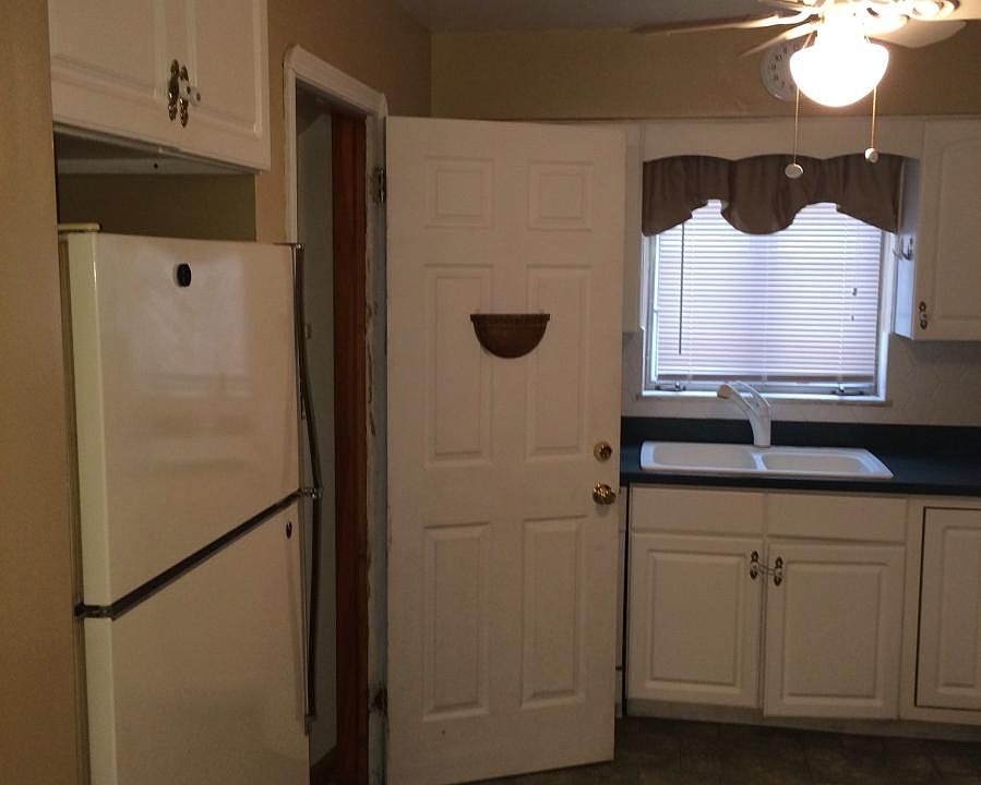 1st image of 5807 Warwick Dr #Down