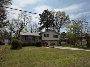 751 Cambridge Rd, Bessemer, AL 35023