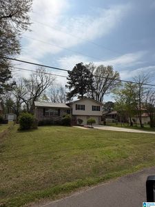 751 Cambridge Rd, Bessemer, AL, 35023