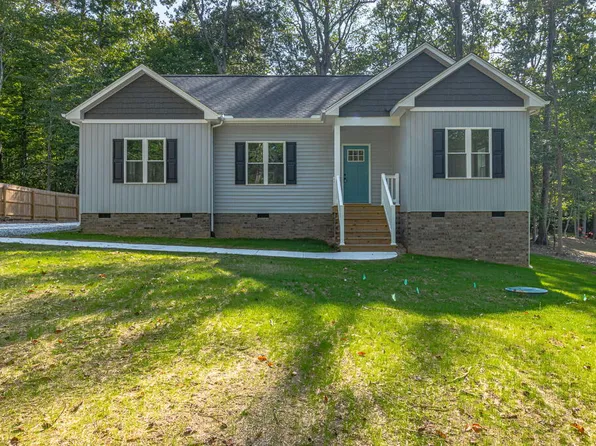 3157 Irvington Rd, Irvington, VA 22480