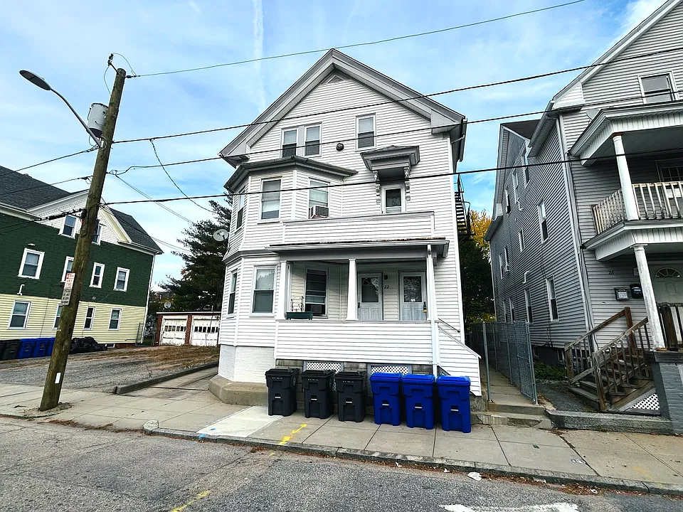 22 Fern St #3
