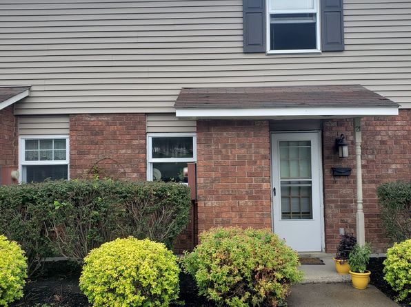 1044 State St APT 22