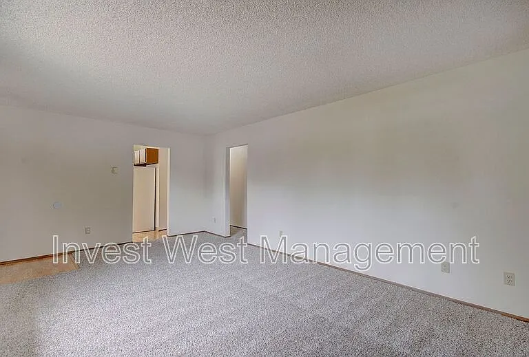854 SE Washougal River Rd — Photo 17