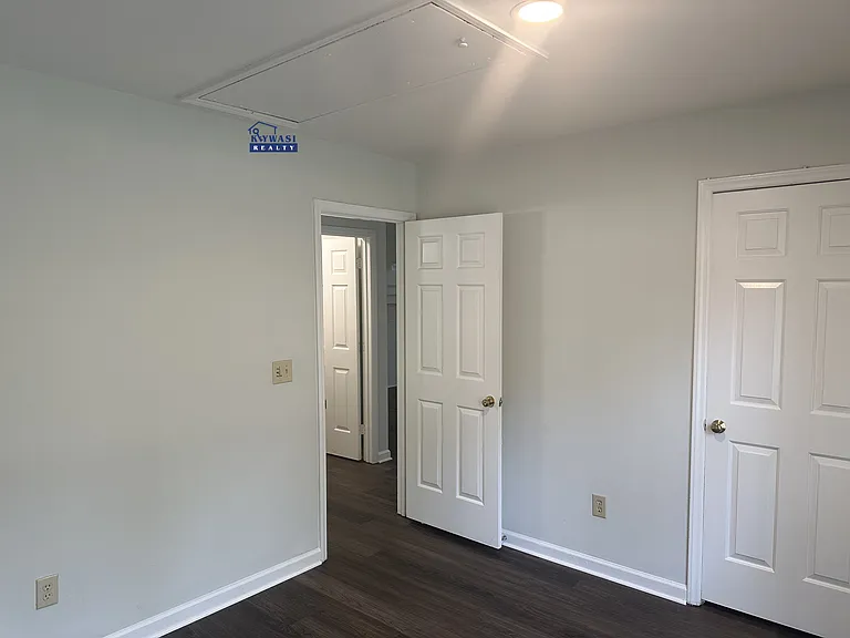 7528 Claymont Dr — Photo 18