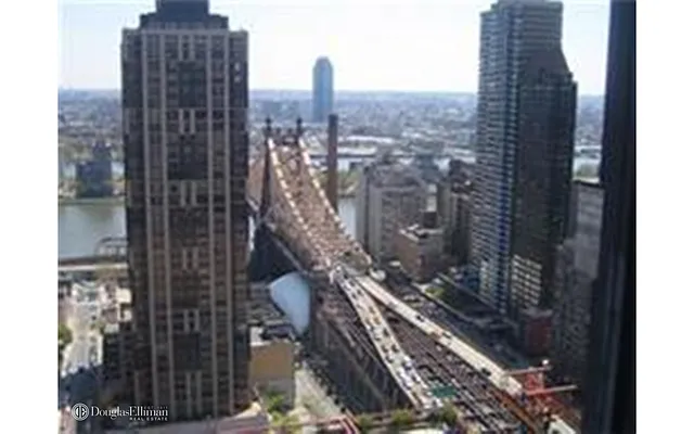 Rented by Douglas Elliman | media 8