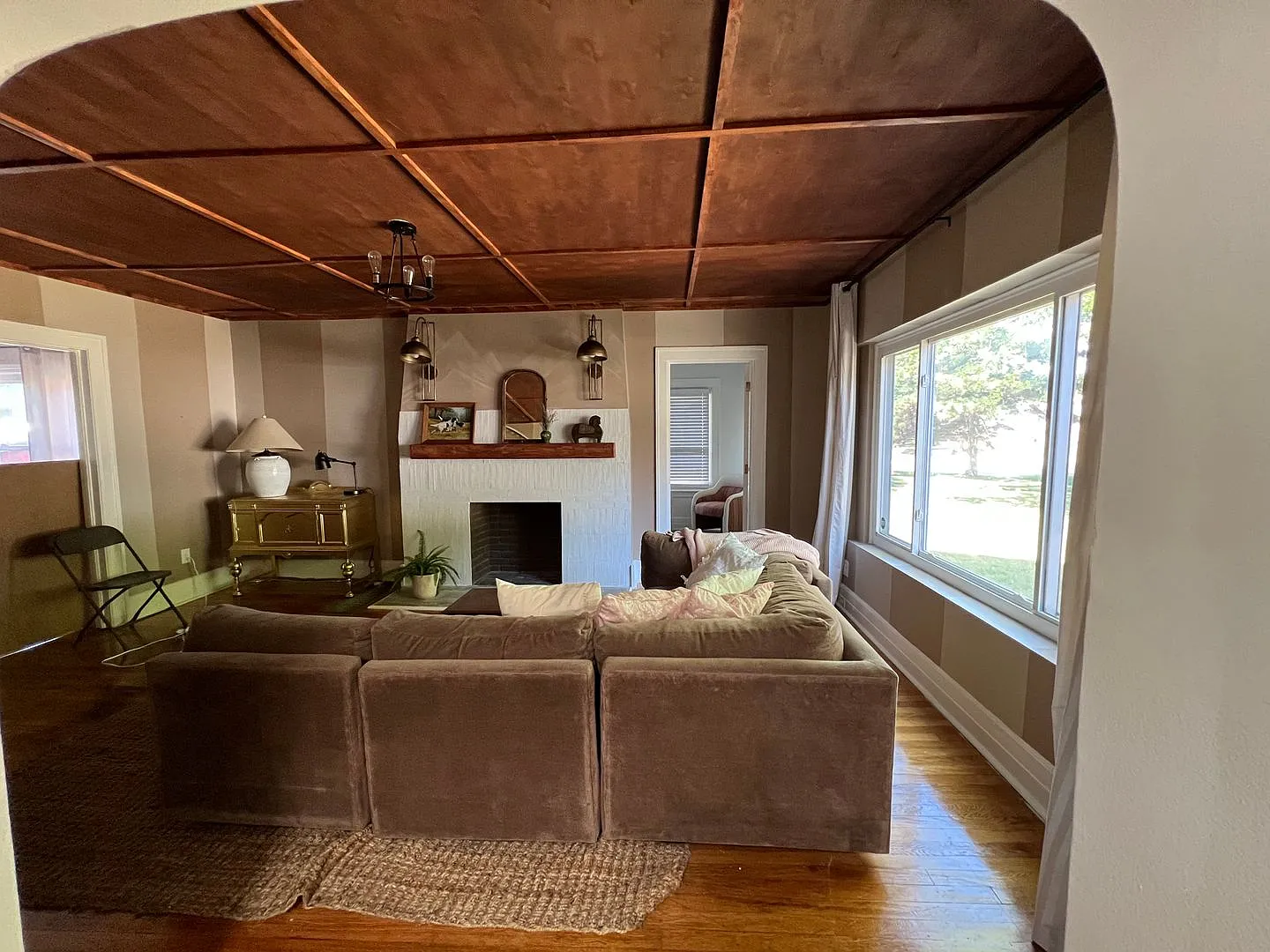 Coming Soon ! Charming Home !! — Photo 3