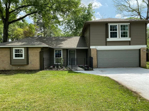 814 Glen Hollow Dr, Conroe, TX 77385