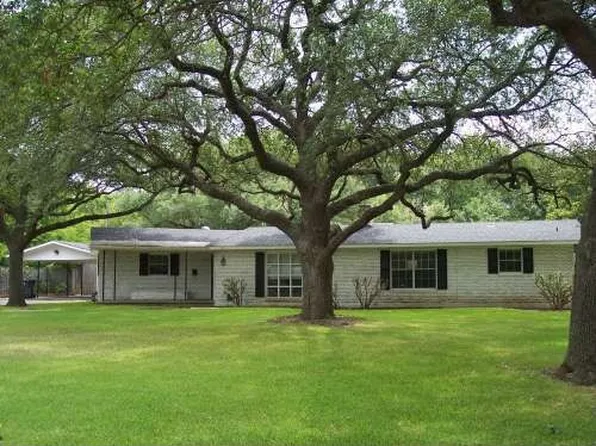 3318 Mitchell Rd, Waco, TX 76708