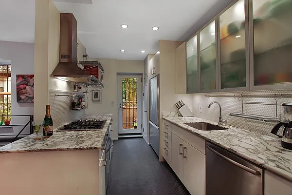 Sold by Corcoran | media 32