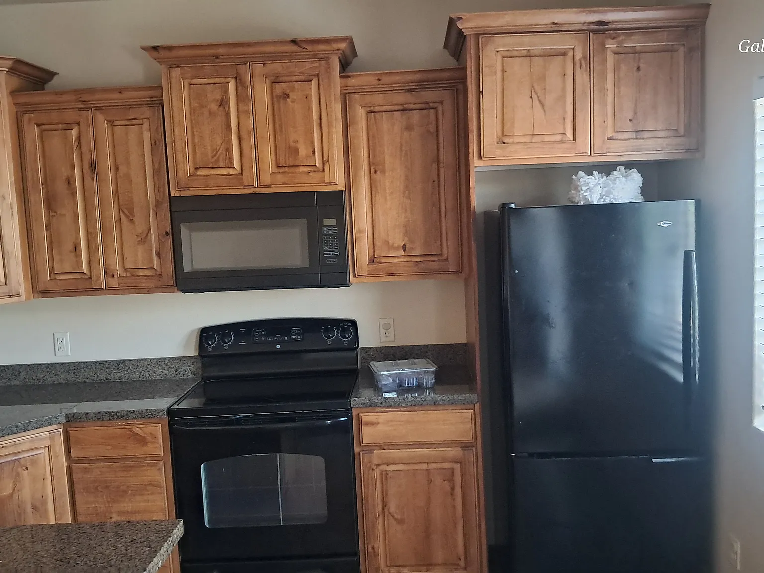 3 bed, 2.5 bath, 1340 sqft, $1,700 — Photo 2