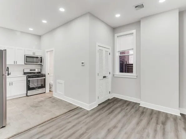 1516 Green St #B03, Philadelphia, PA 19130