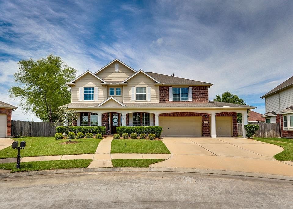 1st image of 12834 N Cypress Ln
