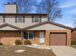 739 Oxen Dr, Belleville, IL 62221