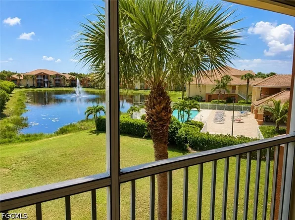 6490 Aragon Way APT 303, Fort Myers, FL 33966