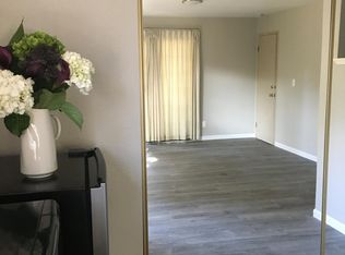 1079 Tamarisk Dr, Napa, CA