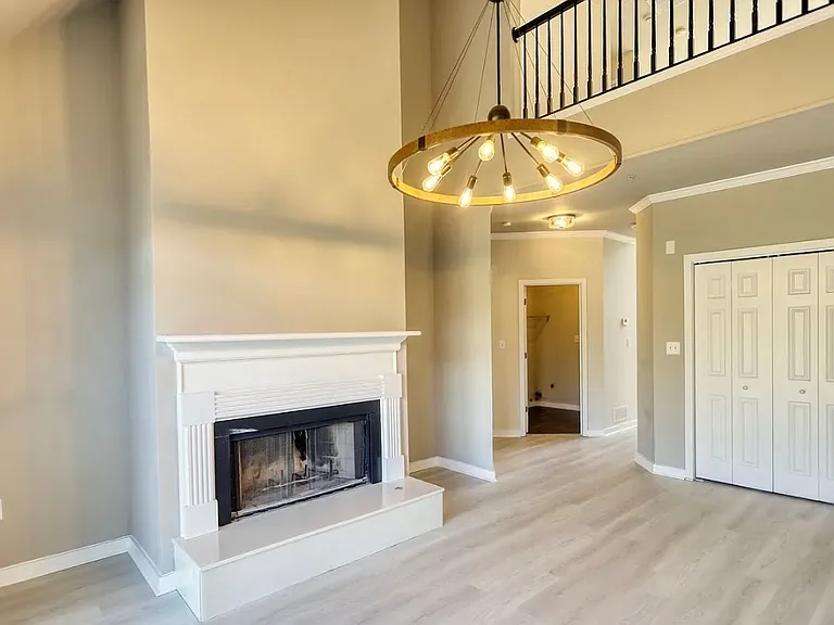 2111 Highland Club Dr SE — Photo 10