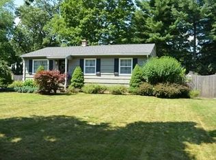 24 Cindy Cir, Springfield, MA 01129