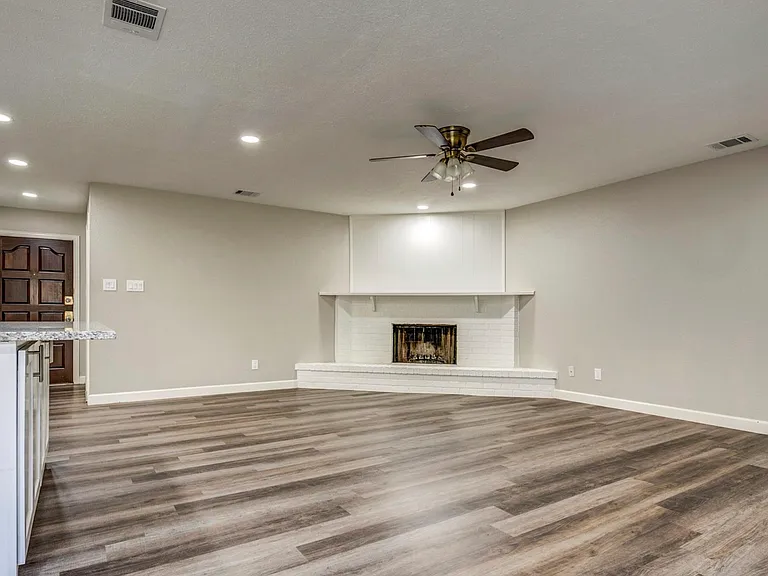 7813 Evening Star Dr — Photo 7