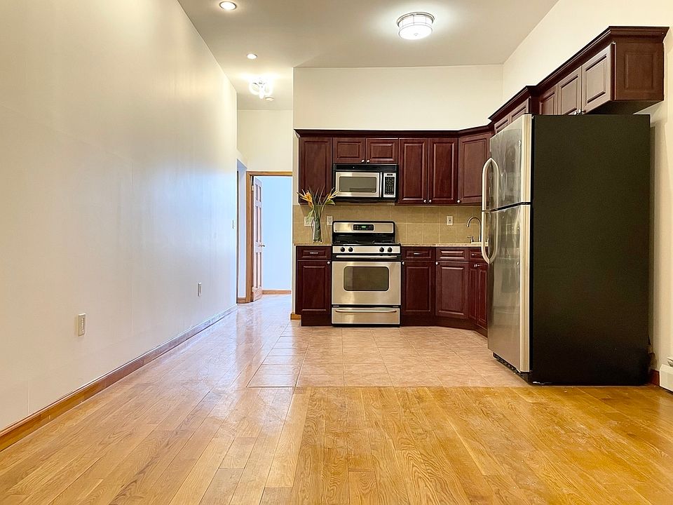 1st image of 296 5th Ave #B