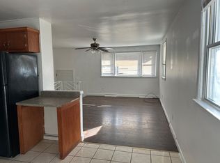 9510 Castle Dr, Upper Marlboro, MD 20772