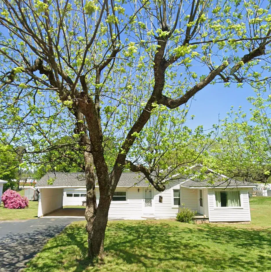 2 bed, 1589 sqft, $1,735 — Photo 1