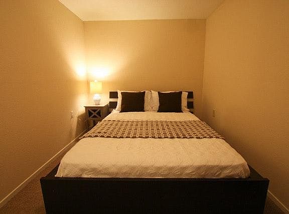 3rd image of 44 Crescent Ave