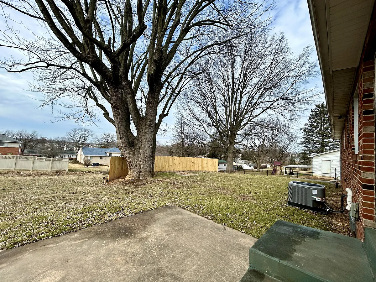 Building Photo - 2690 Cape Horn Rd