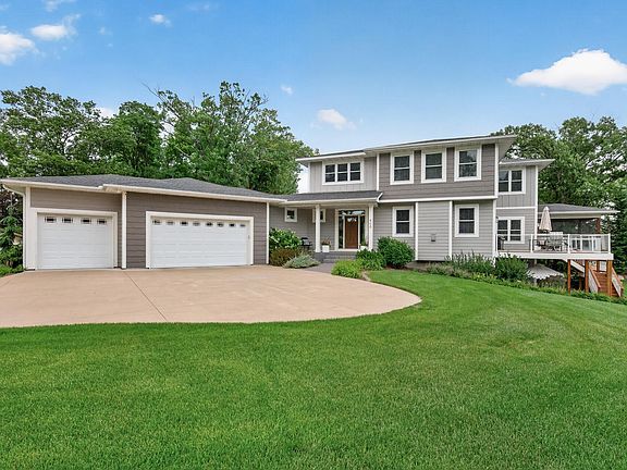 2nd image of 400 E Horseshoe Dr
