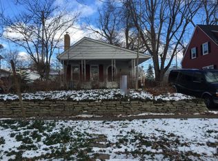 2440 Thomas St, Flint, MI 48504