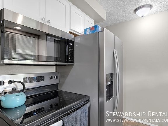 4th image of 528 Tyler St APT 1