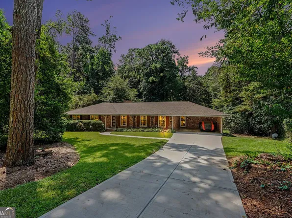 4151 Durham Cir, Stone Mountain, GA 30083