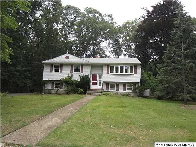 12 Ash St photo 1