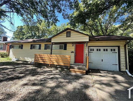1st image of 4144 Hardesty Ave