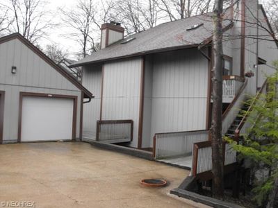 2084 Pinebrook Trl, Cuyahoga Falls, OH, 44223