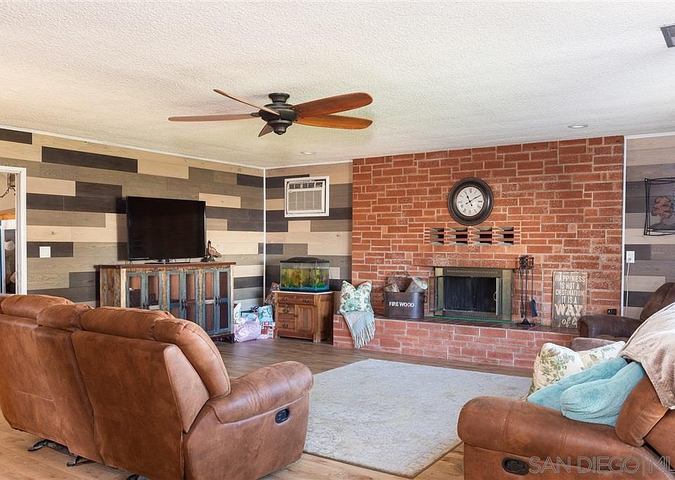 1st image of 1523 La Mirada Dr