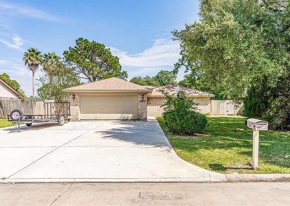 1st image of 4009 Briar Glen Dr