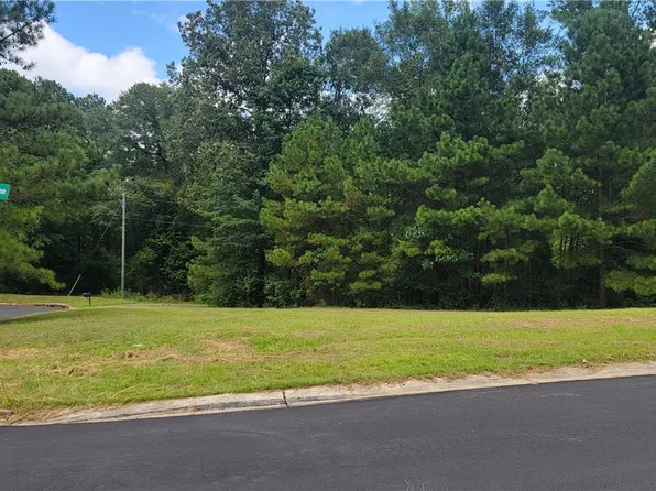 9881 Star Dust Dr, Tuscaloosa, AL 35405