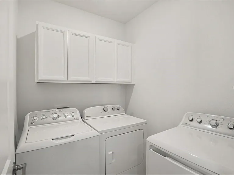 2999 Addison Blvd — Photo 18