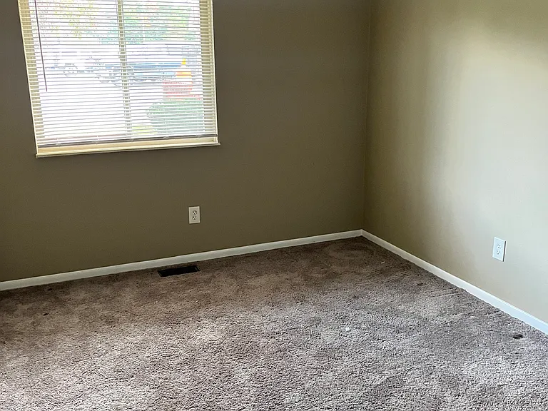 10103 Dixie Hwy #9 — Photo 9