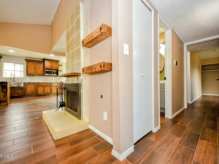 10348 Darin Rd — Photo 13