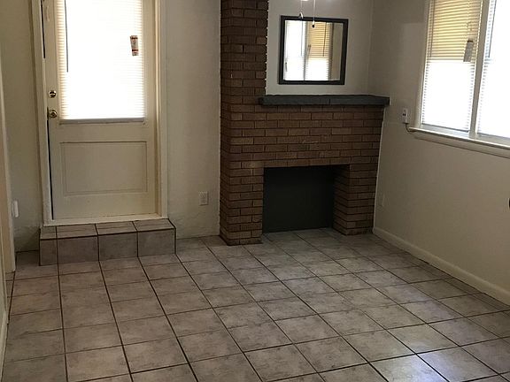 2nd image of 478 1/2 N Washington Ave