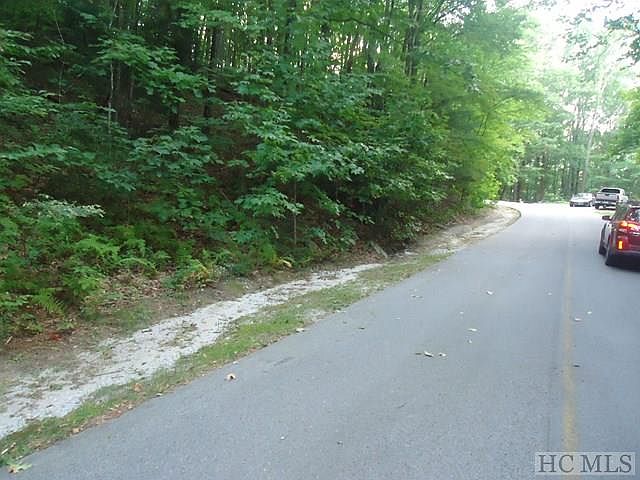 2nd image of 122 Black Oak Dr Unit 6