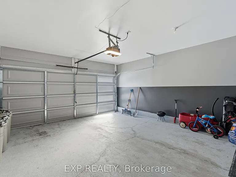 144 Unity Pl — Photo 46